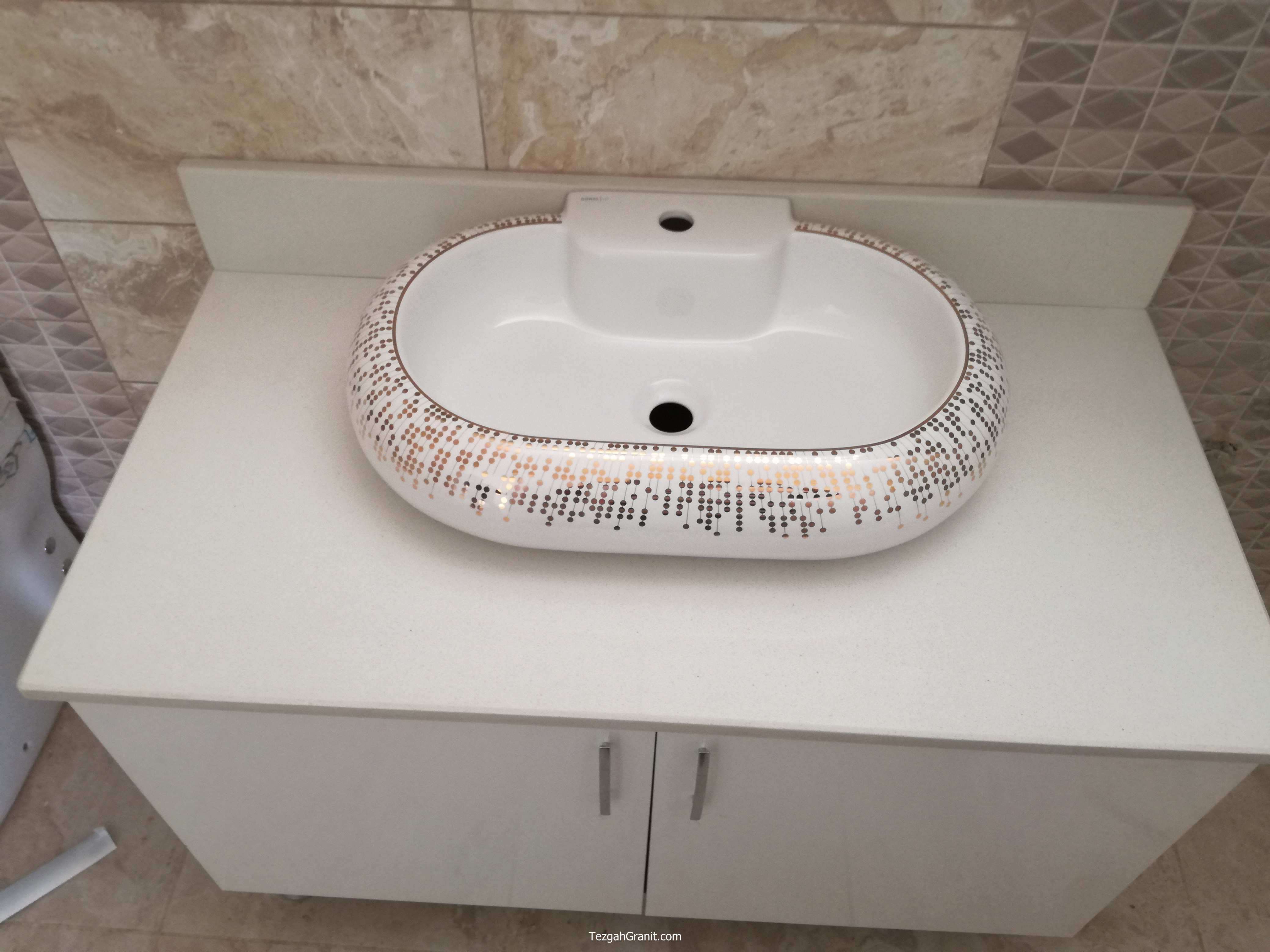 Lüks Banyo Tezgahı